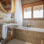 Le Katanga By Interhome בקתה אוברונאז